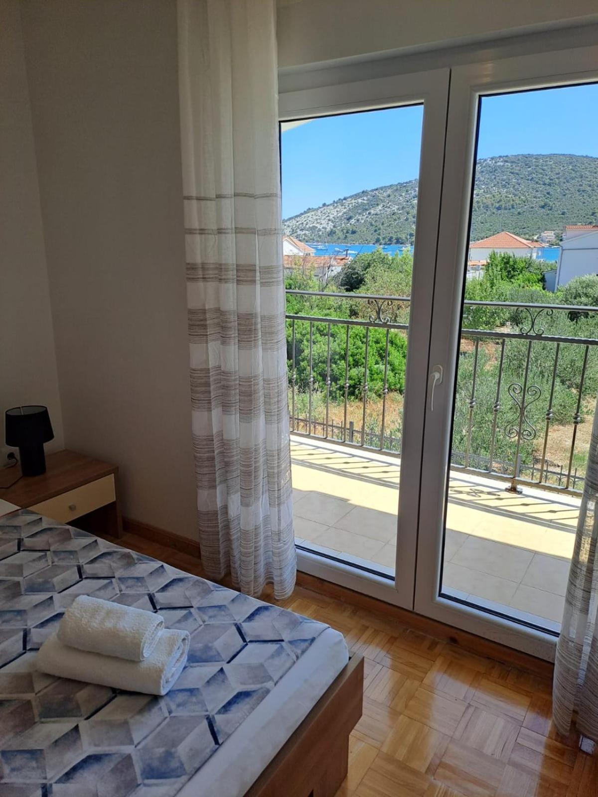 Apartments Neli Vinišće Dış mekan fotoğraf